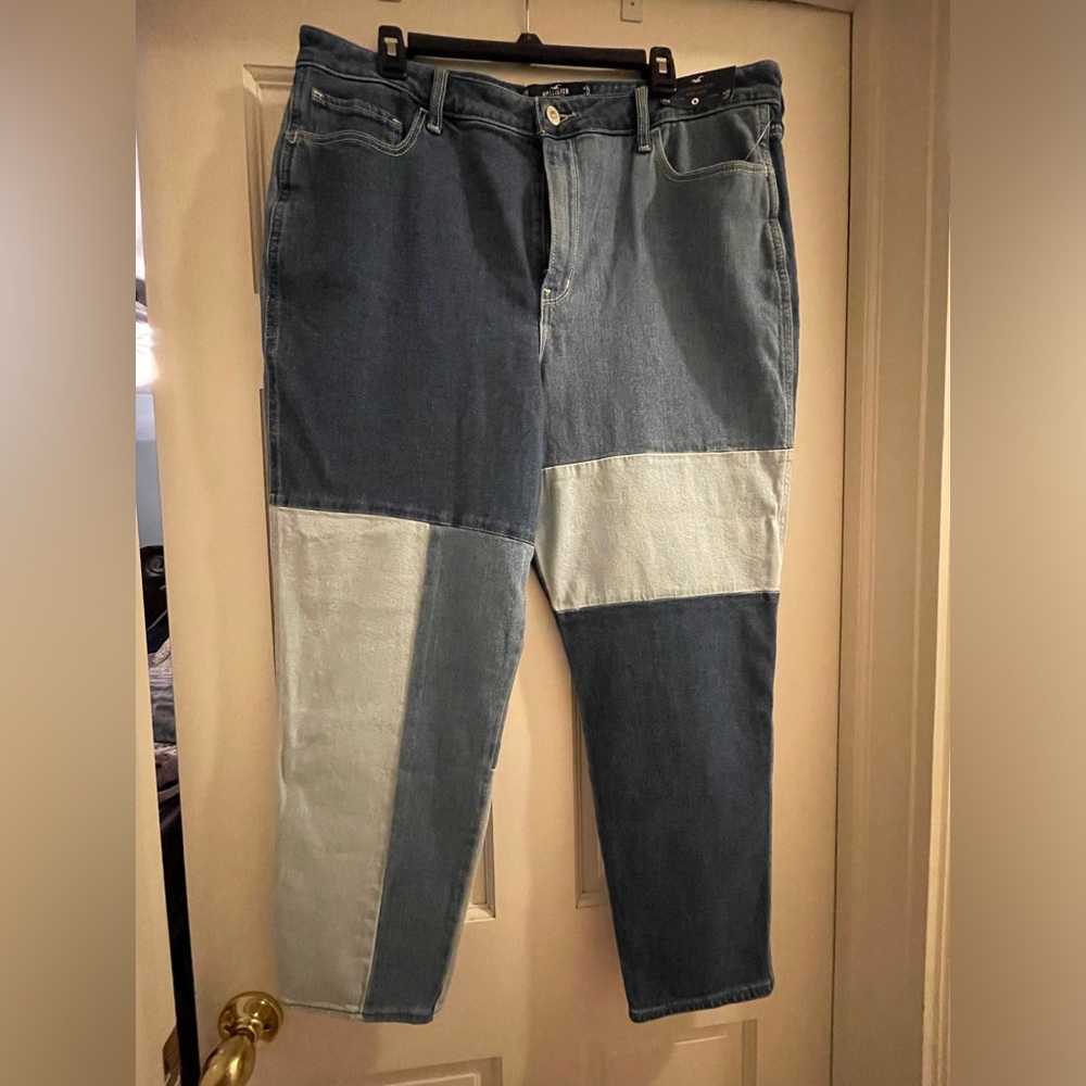 New Hollister Ultra High Rise Mom Jeans Patches Blue